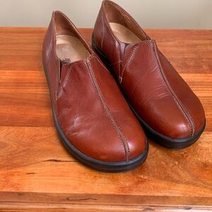 Footprints by Birkenstock Brown Leather Slip On Shoe Size 40